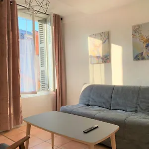 L'allier 21 - Parking - Hypercentre - Thermes , Vichy France